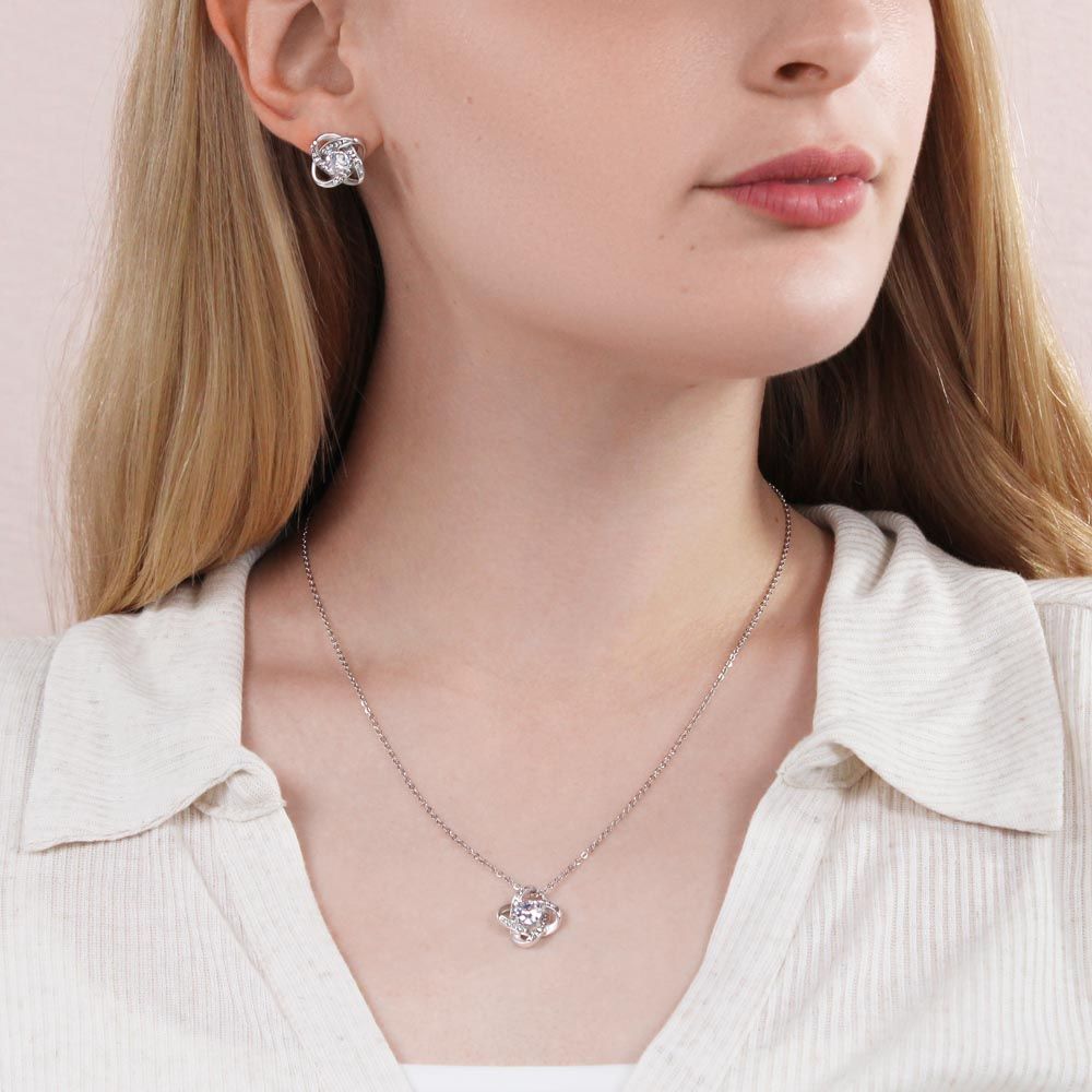 Tomorrow Knot Earrings Set