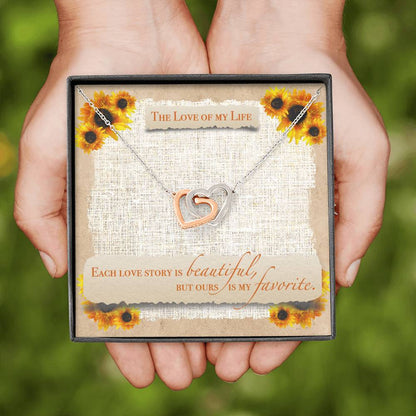 EACH LOVE STORY Double hearts necklace