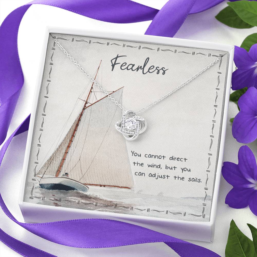 FEARLESS - CARD Love Knot Neclace