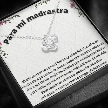 4 Love Knot Neclace