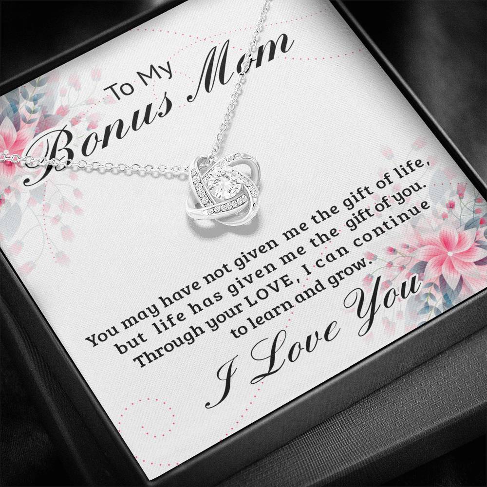 PNG Love Knot Neclace