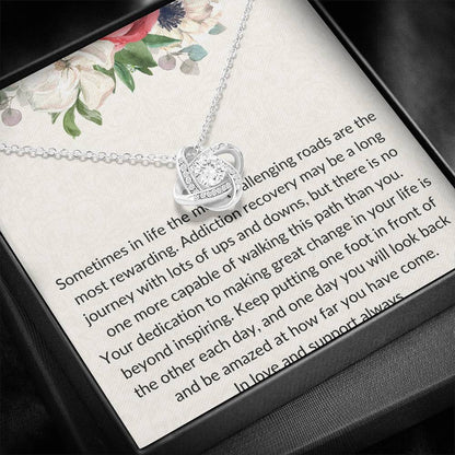 5 Love Knot Neclace