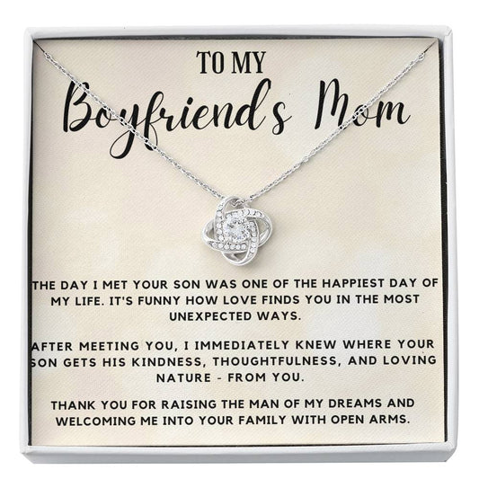 39 Love Knot Neclace