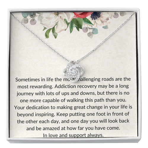 5 Love Knot Neclace