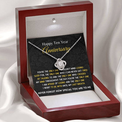 6 Love Knot Neclace