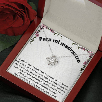 4 Love Knot Neclace