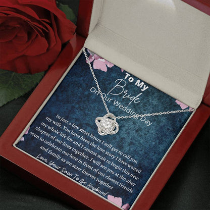 3 Love Knot Neclace