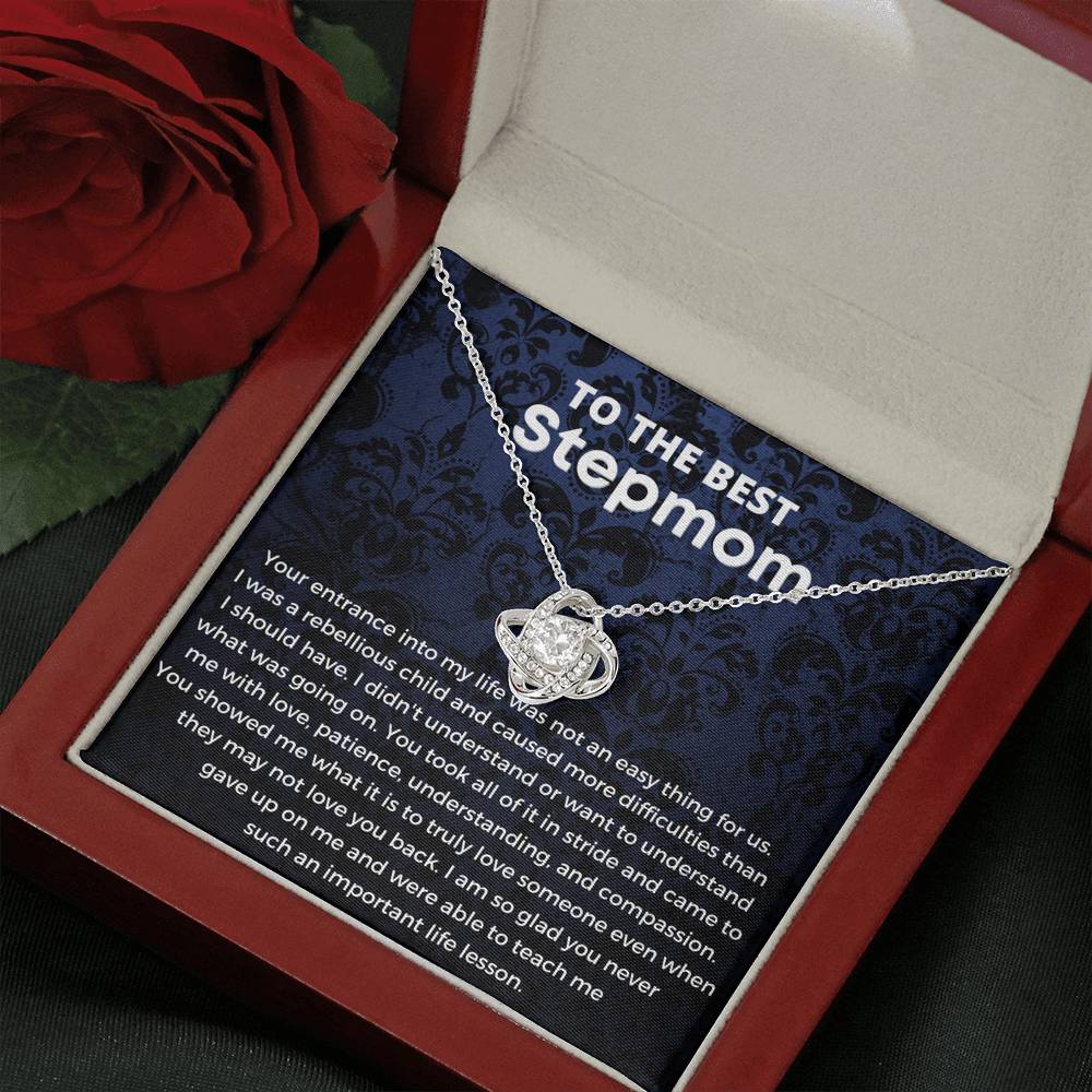 12 Love Knot Neclace